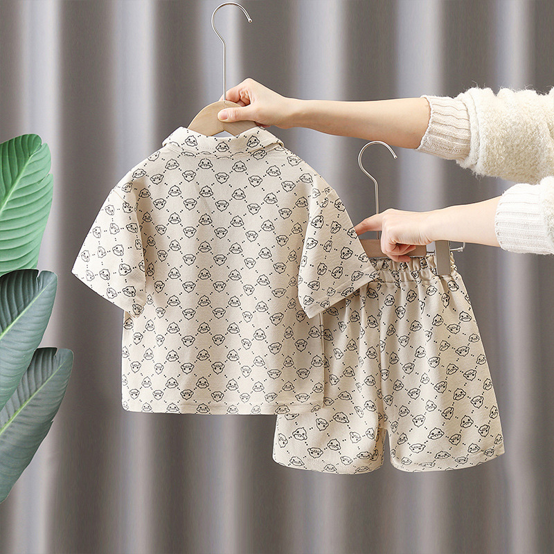 7120 Little Yellow Duck Boy Traje de verano Estilo occidental Camisa POLO de manga corta delgada para niños Estilo de verano Red de Internet Juego de dos piezas de verano