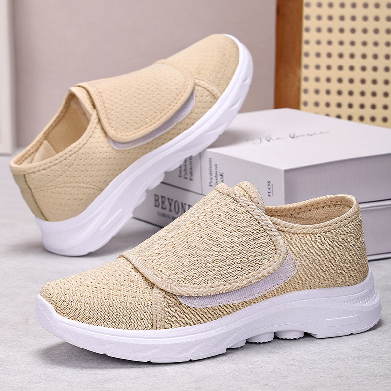 Zapatos mujer todo-fósforo verano nuevo estilo cómodo zapatos de madre Velcro ligero zapatos casuales zapatos de mujer suela suave sin pies cansados