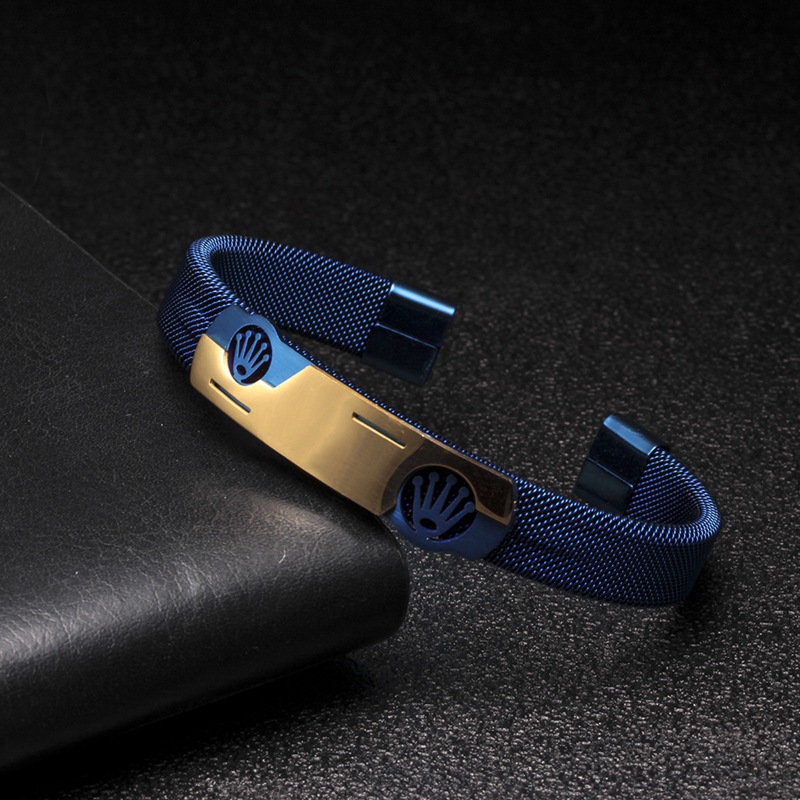 Brand Cuff bangles (5)