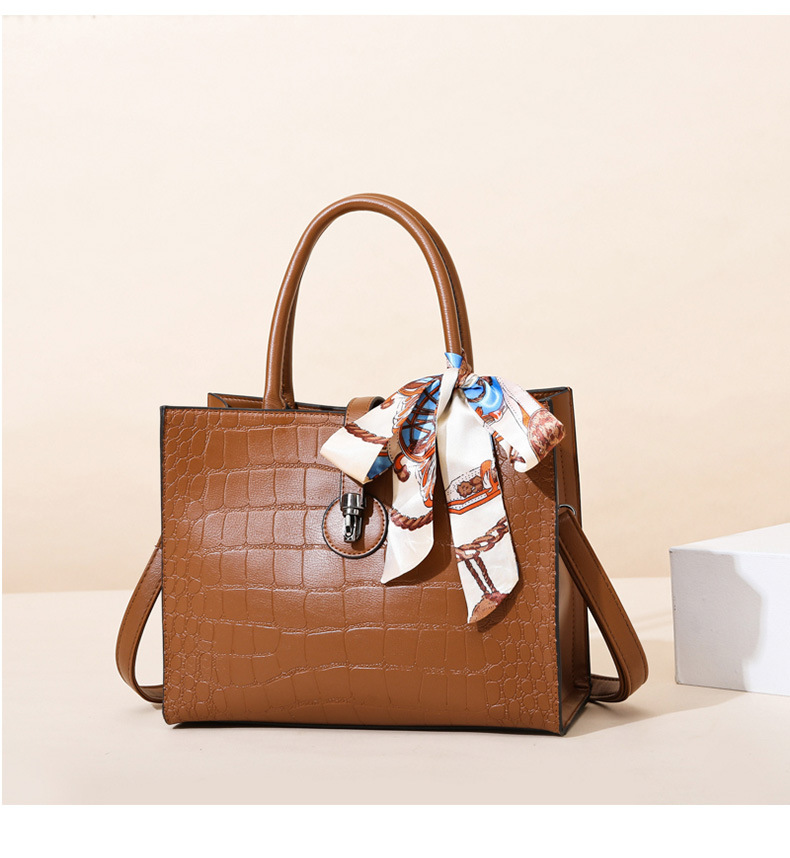 Women's Large All Seasons Pu Leather Crocodile Fashion Bowknot Square Zipper Tote Bag display picture 29