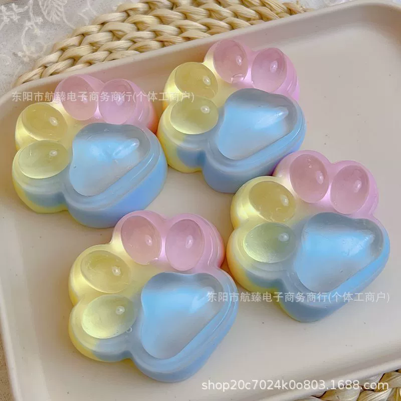 Радуга трехцветный кошачий коготь tpr щепотка маленькой красной книги