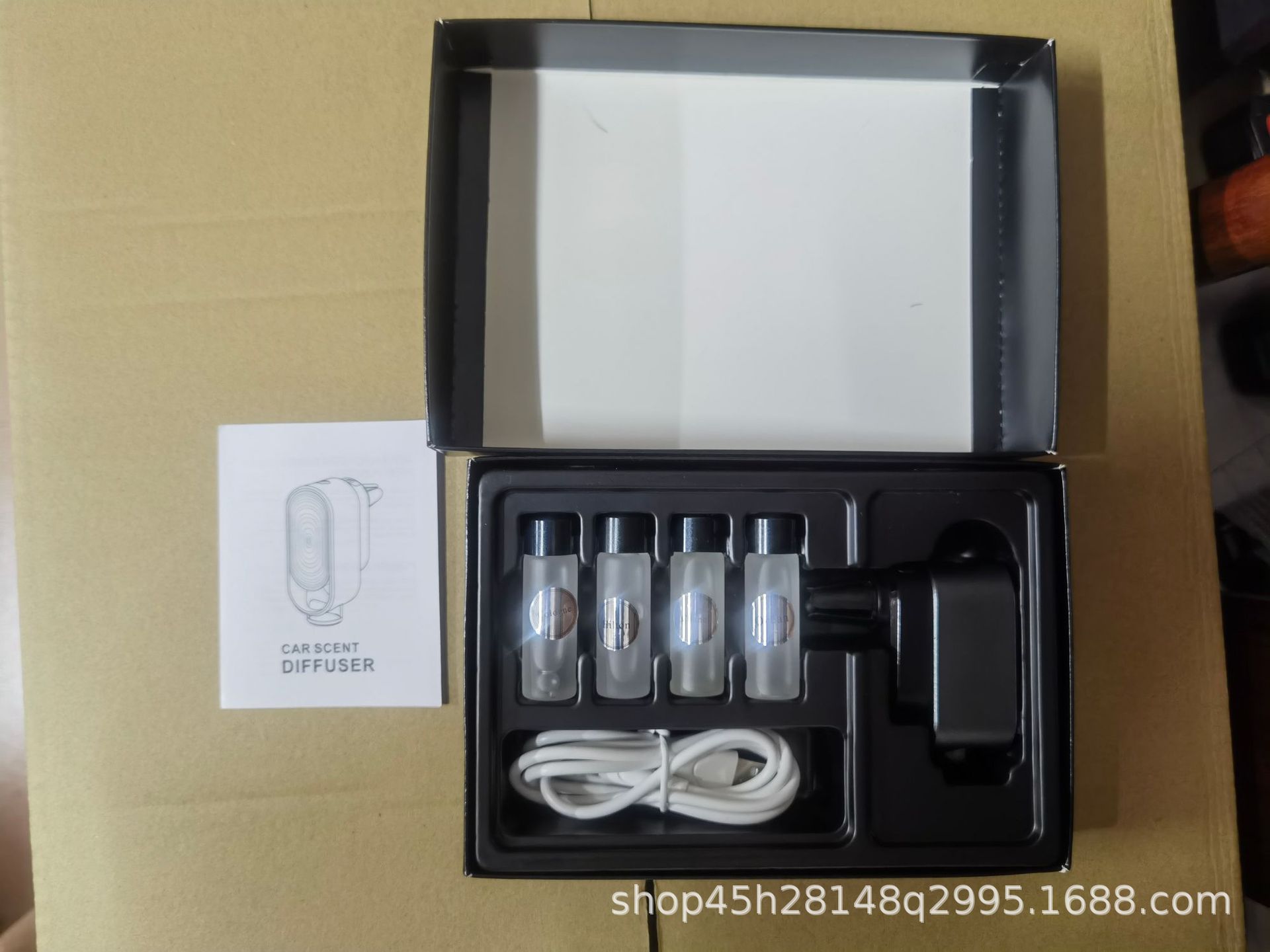 Fragrancia de automóviles de aire acondicionado de perfume interior decoración de salida de aire de fragancia ligera duradera para mujeres y hombres adornos de alta calidad