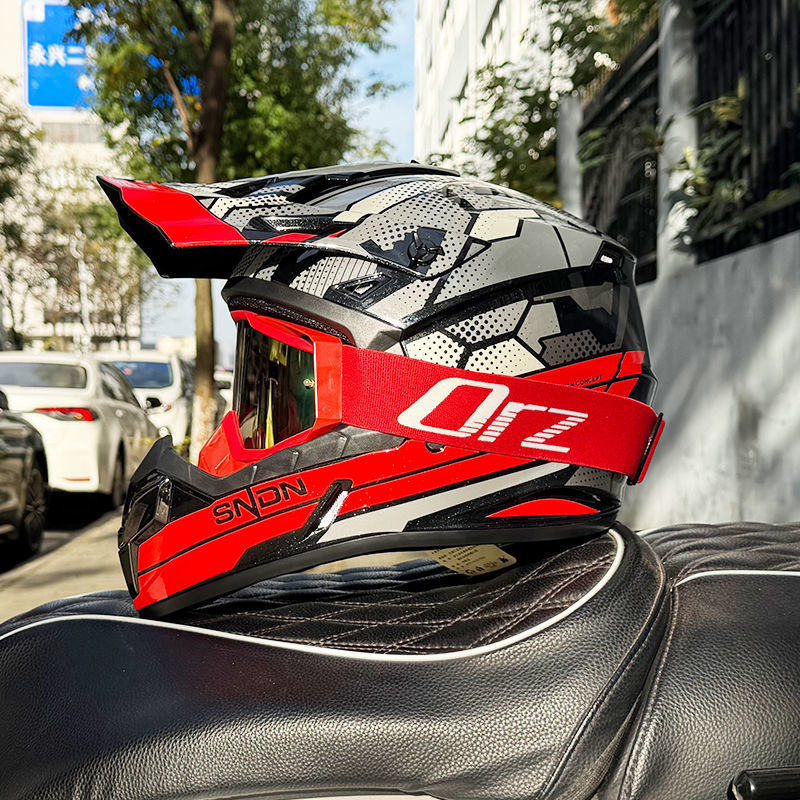 Cross-border monopoly motorcycle locomotive pull off-road helmet mountain bike racing speed drop full helmet men's and women's full helmet