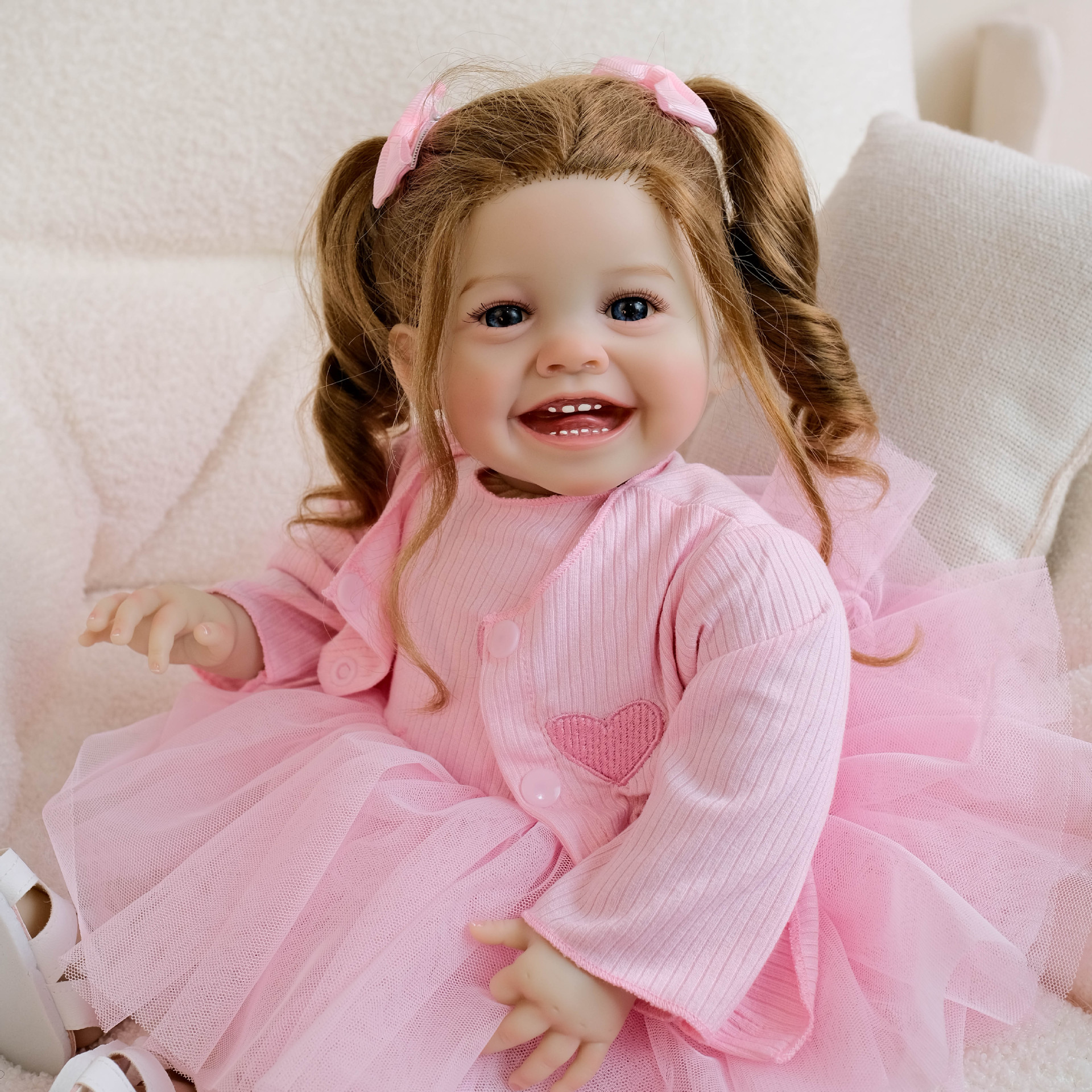 20inch rosa cárdigan falda de gasa renacimiento muñeca Mila fuente de comercio electrónico transfronterizo entrega de una pieza para regalos navideños para niños