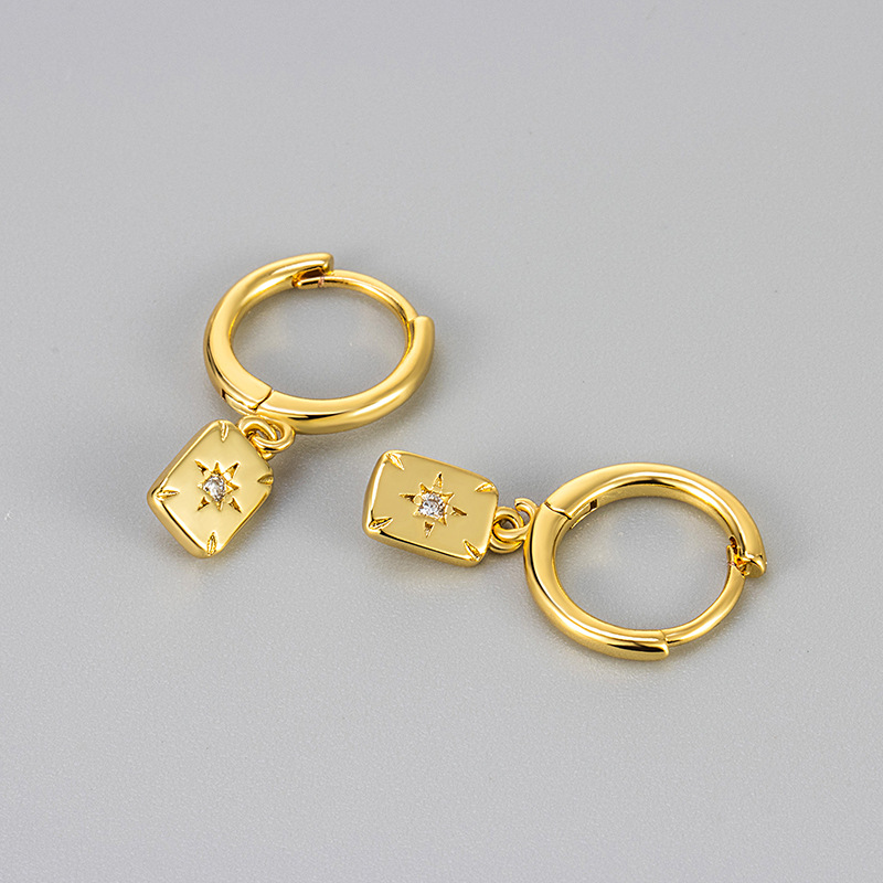 Pendientes hombre estrella diseño minimalista joyería moda_voghion.com