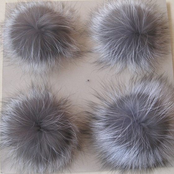 Raccoon fur ball fox 8cm fur ball knitted hat accessories mobile phone pendant bag pendant decoration