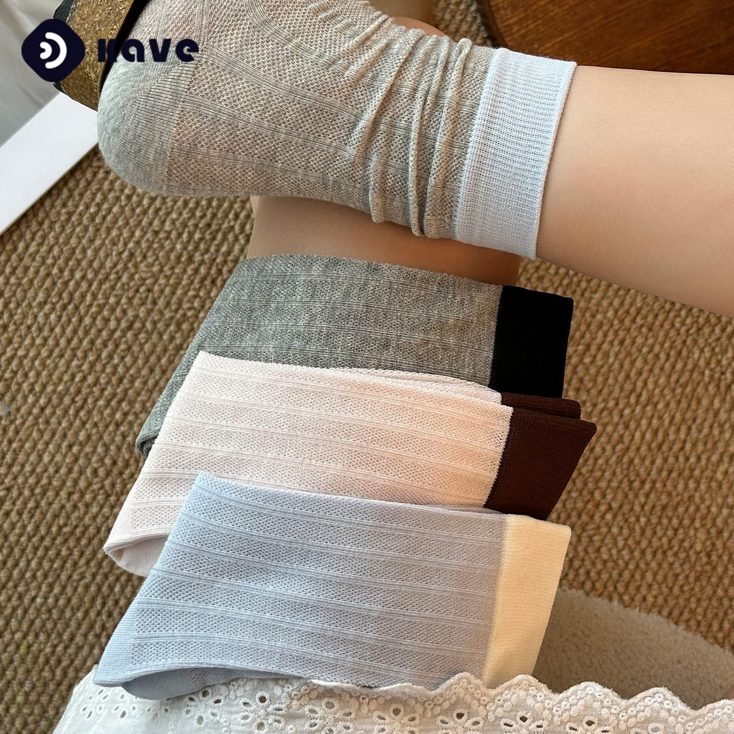 Calcetines de mujer de verano super delgados mallas apiladas de pelusa vacía transpirable no puede permitirse el sudor de la pelota coreana mediana con dopamina