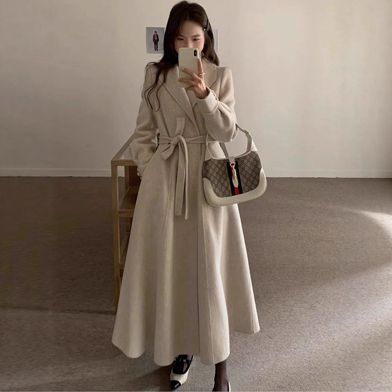 高级感A字双面羊绒大衣女中长款垫肩大裙摆收腰赫本风羊毛呢外套