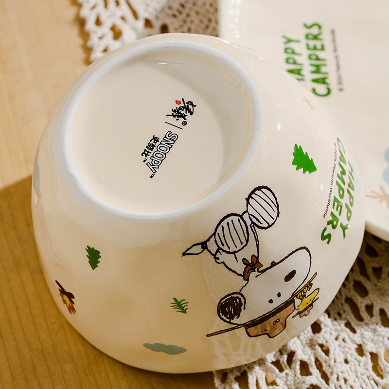 Snoopy Ceramic Rice Bowl Casa de dibujos animados Cubertería de alto valor Casa Rice Bowl