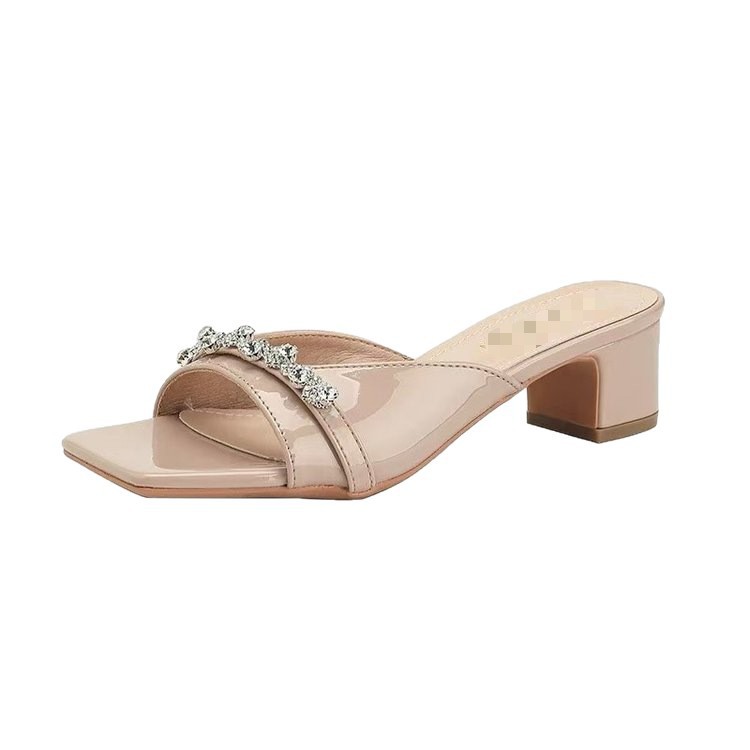 Desnudo rosa temperamento francés sandalias de tacón grueso para mujeres 2026 nuevo verano diamante con falda zapatillas de tacón alto zapatillas