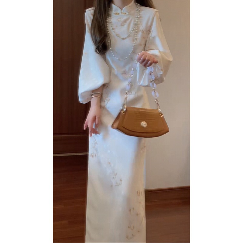 New Chinese-Style Jacquard Improved Cheongsam Dress with a High-End Feel and Gentle Elegance for Important Occasions 26 Spring