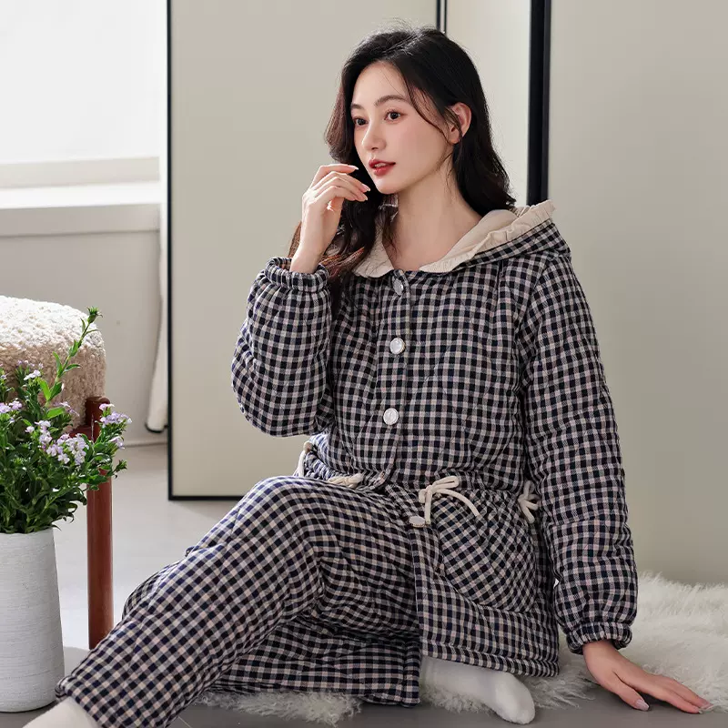 睡衣女冬季三层加厚梭织夹棉2024新款秋冬款连帽加绒珊瑚绒家居服