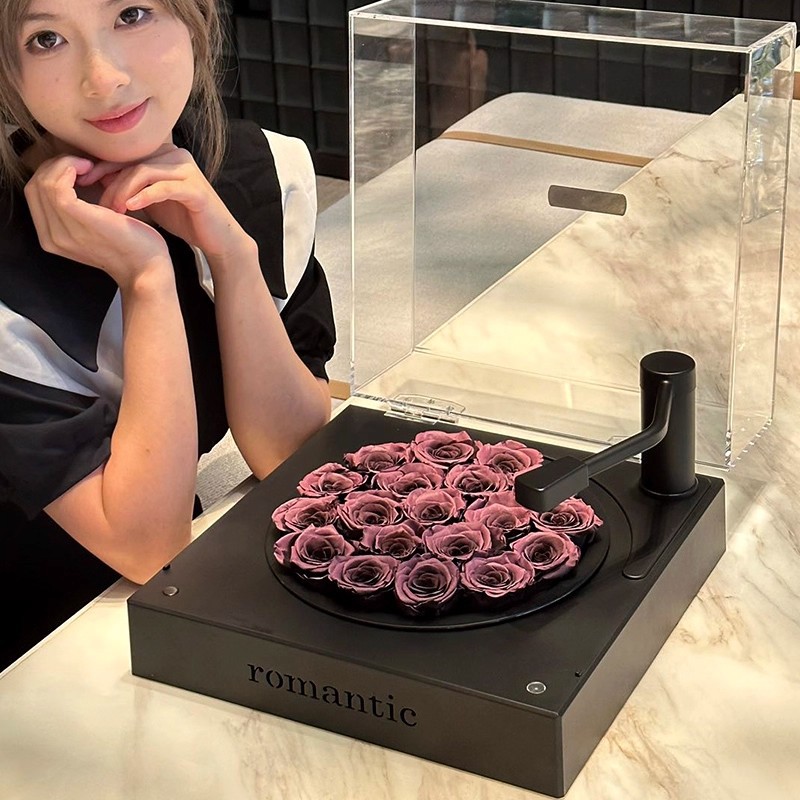 情人节礼物玫瑰永生花留声机摆件真花音乐盒蓝牙音响女友生日礼品