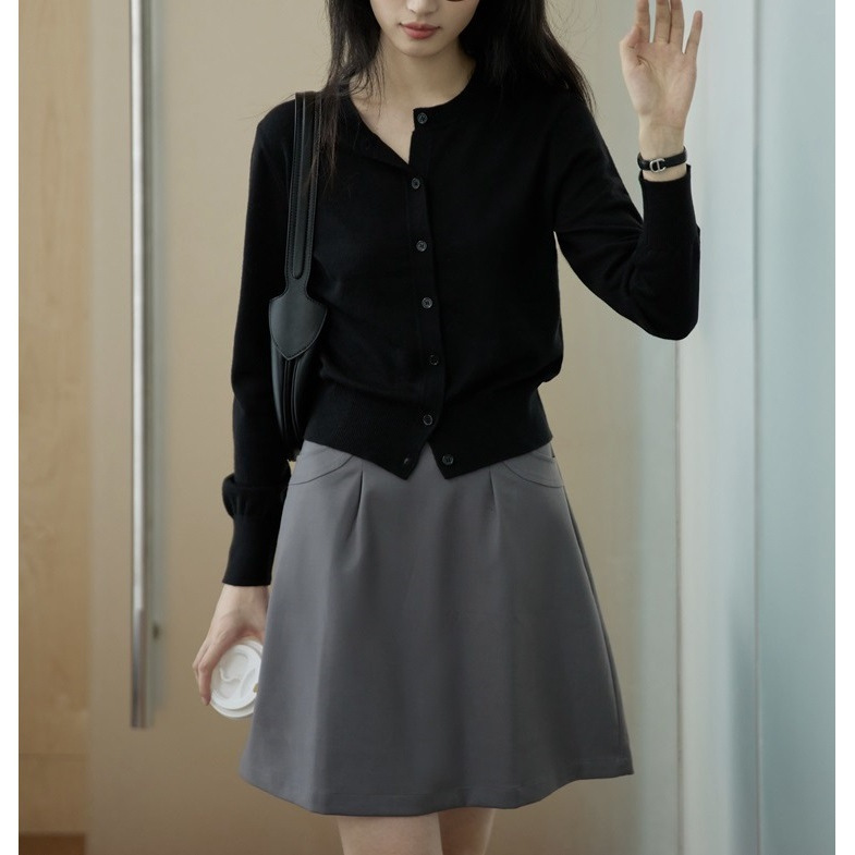 GINNKE Simple Elegant Commuter Merino Wool Shoulder Crewneck Knitted Cardigan Women's Spring and Autumn Long Sleeve Top