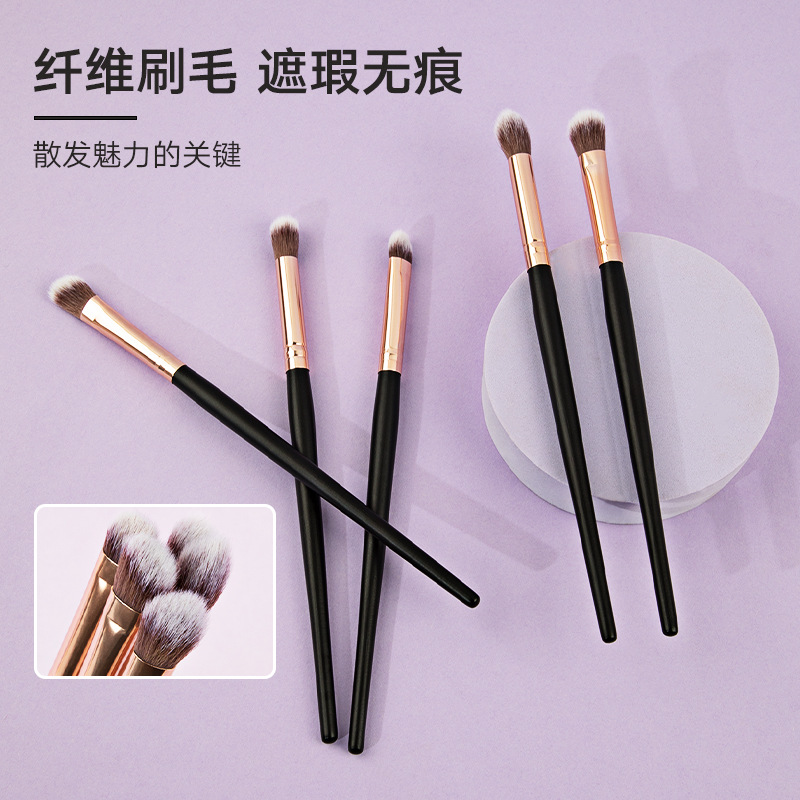 Venta al por mayor de fábrica 5 juegos de pinceles de maquillaje de ojos Sombra de ojos, sombra de nariz, manchas, corrector, herramientas de belleza, pinceles de maquillaje de cabello suave