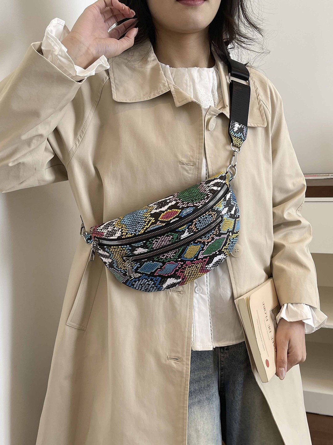 Bolso de cintura de piton para mujeres 2026 tendencia transfronteriza nueva moda europea y americana de moda ocio de viaje de hombro mochila