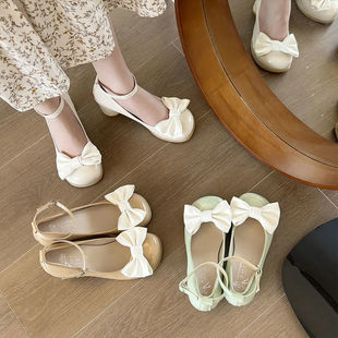 �����Y�������Ь2025�괺�ļ��¿�߸�ЬŮ�ָ����^��Ь