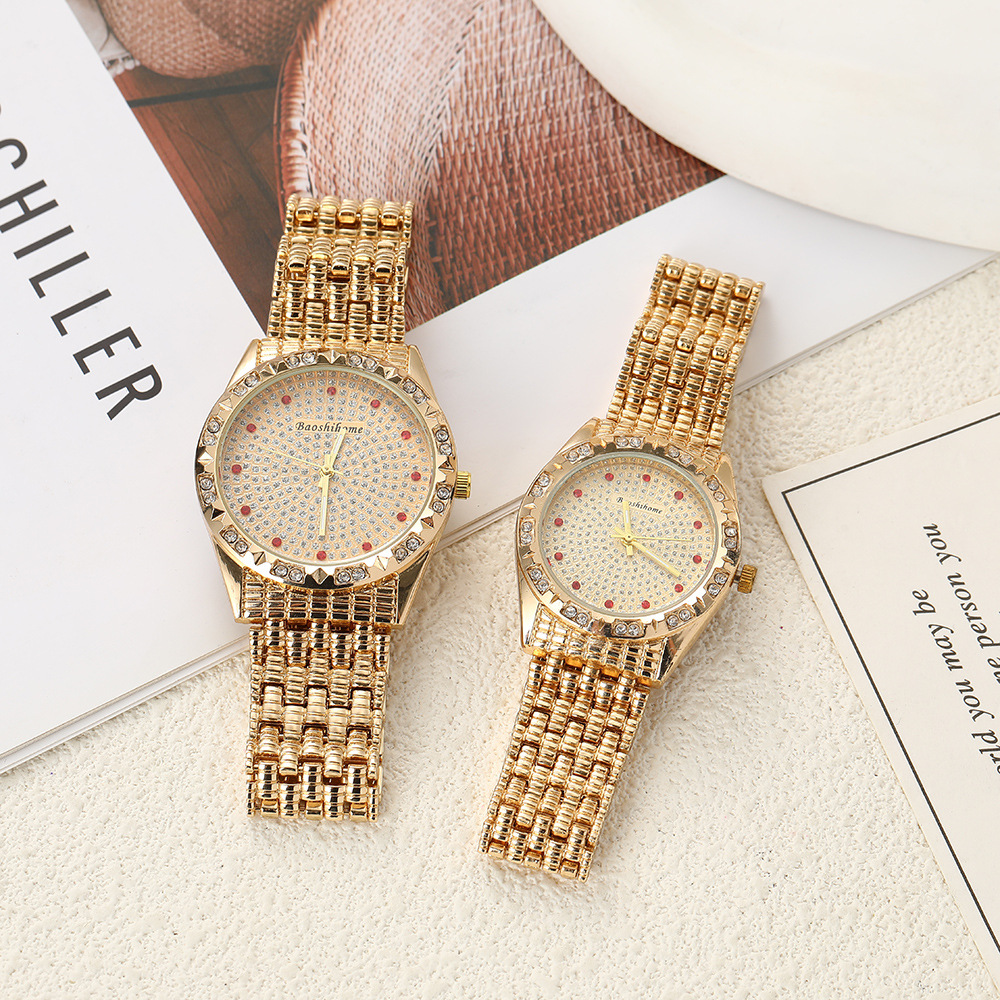 Korean Version of Internet Celebrity Cross-Border New Couple Watches Wholesale Red Diamond Temperament Men's and Women's Alloy Case Watches Fashion Quartz Watches