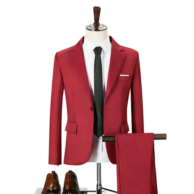 Traje de cuello plano rojo vino