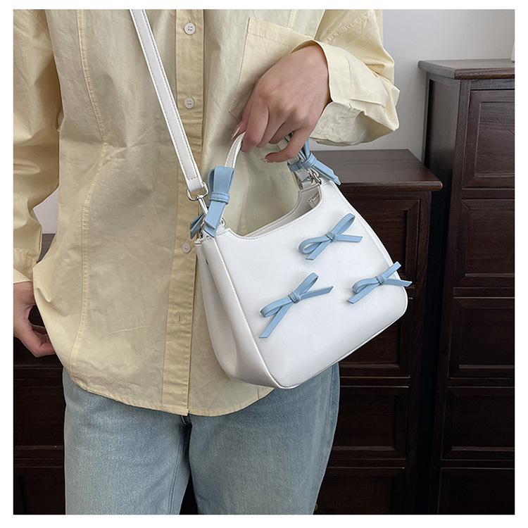 Advanced Sweet Girl's 2024 New Square Bag, Small and Versatile Handbag, Cute One Shoulder Crossbody Bag_voghion.com