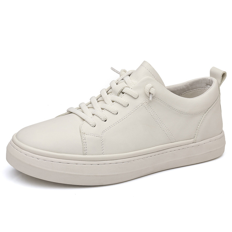 La primera capa de piel de vaca de otoño nuevos zapatos blancos de hombre, zapatos casuales de cuero transpirables, zapatos de cuero de hombre, zapatos de hombre.