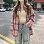 宽松格子长袖休闲衬衣