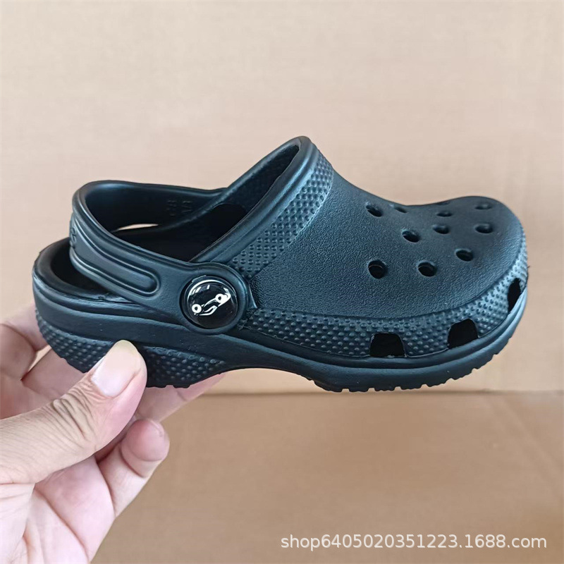 Celebrity-Inspired Classic Clogs for Boys and Girls, Parent-Child Shoes, Cross-Border Non-Slip Closed-Toe Beach Sandals 100001