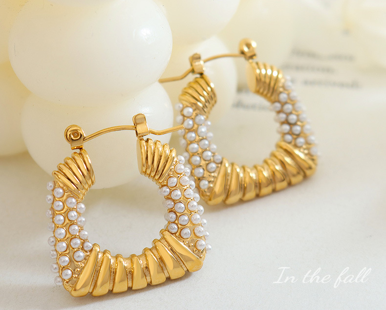 1 Paire Style Simple Forme En U Acier Au Titane Placage Incruster Perles Artificielles Des Boucles D'oreilles display picture 1