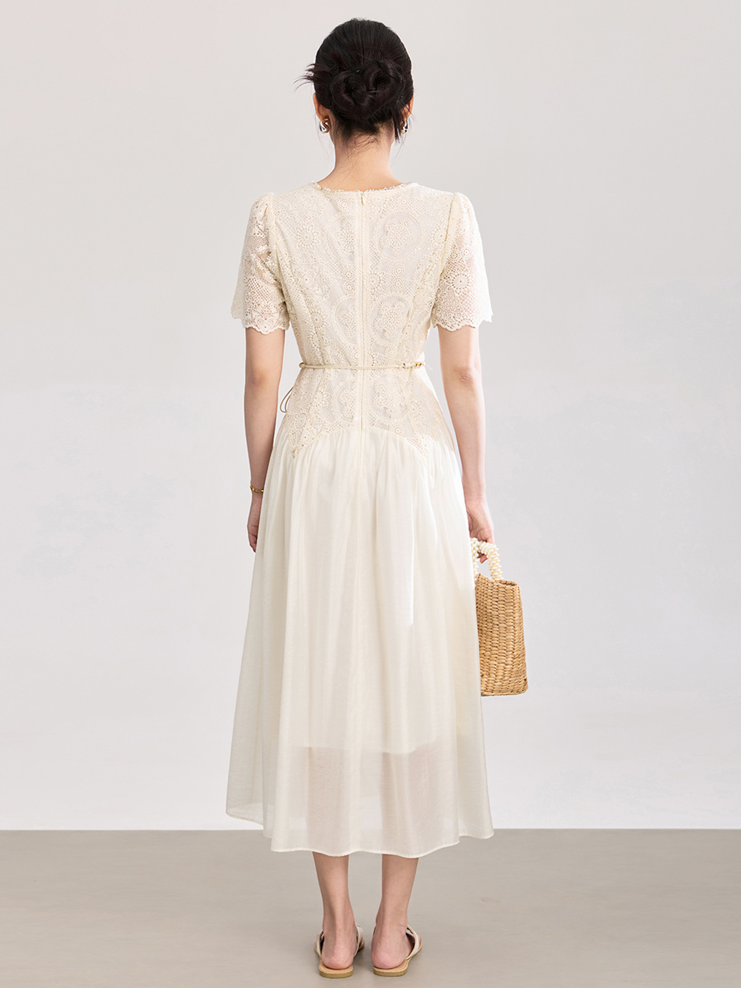 Đầm nữ tay ngắn thêu sequin cotton, thắt lưng eo phong cách Pháp — màu mơ