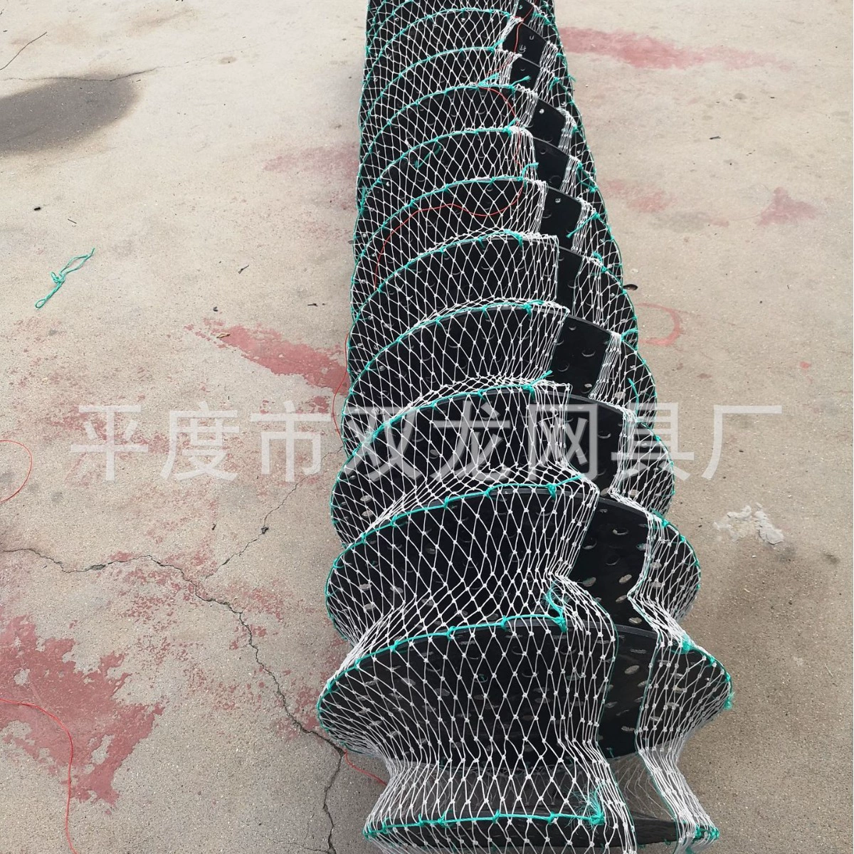 Клетки для выращивания морских гребешков экспортного качества, клетки для устриц, клетки для сырых устриц, белые монофиламентные клетки для морских гребешков, многослойные сети для морских гребешков, клетки для выращивания устриц, трансграничная торговля.