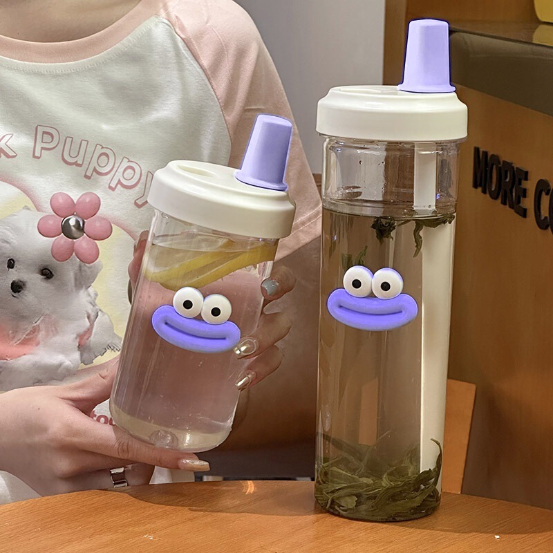 ストロー付きの新しいスタイルのプラスチックカップ、パールミルクティーを吸うことができ、見栄えの良い大容量のポータブルフルーツティーカップ、ギフトロゴ付き|undefined
