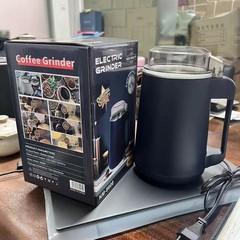 工場直発家庭用電気製品五穀雑穀研磨機小型ステンレス電動携帯型粉砕機卸売り