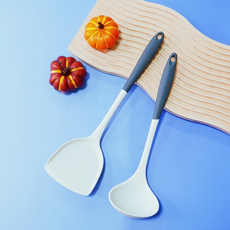 家庭用シリカゲルのシャベルと野菜の台所用品セットのシリカゲルの調理器具は鍋にくっつきません。|undefined