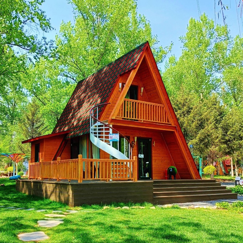 Red triángulo chalet al aire libre alojamiento residencial móvil resort villa camping chalet lugar escénico árbol casa patio