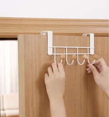 家のドアの4つのビーズのドアのフックを取り付けないでください