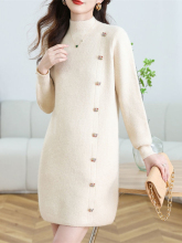 配大衣加厚毛衣女秋冬2025新款中长款打底衫内搭遮屁股针织连衣裙