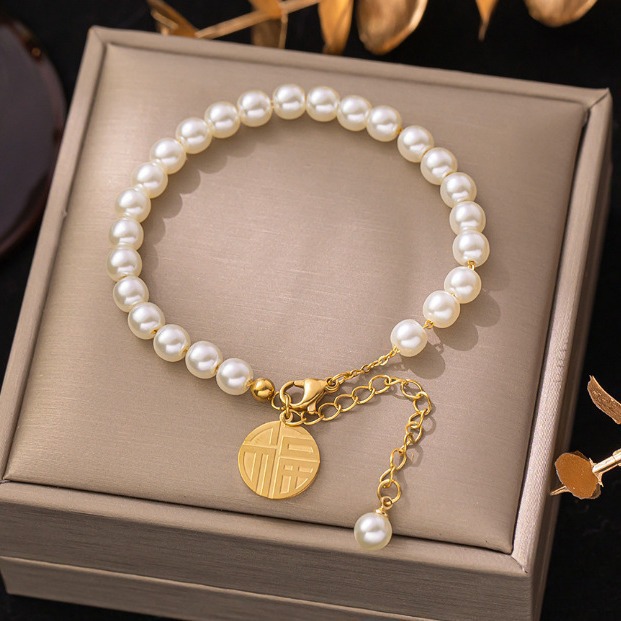304 Stainless Steel Chain Material Round Heart Shape 304 Stainless Steel Elegant 304 Stainless Steel Bangle