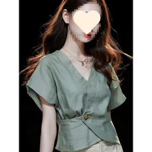 绿色短袖衬衫女2025新款夏季气质小衫收腰高级感独特别致雪纺上衣