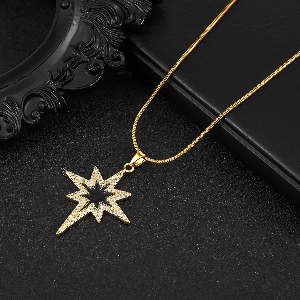 European American Cross-border Eight-pointed Star Pendant Necklace Men, Trendy Unique Simple Neck Accessory, Fashionable_voghion.com