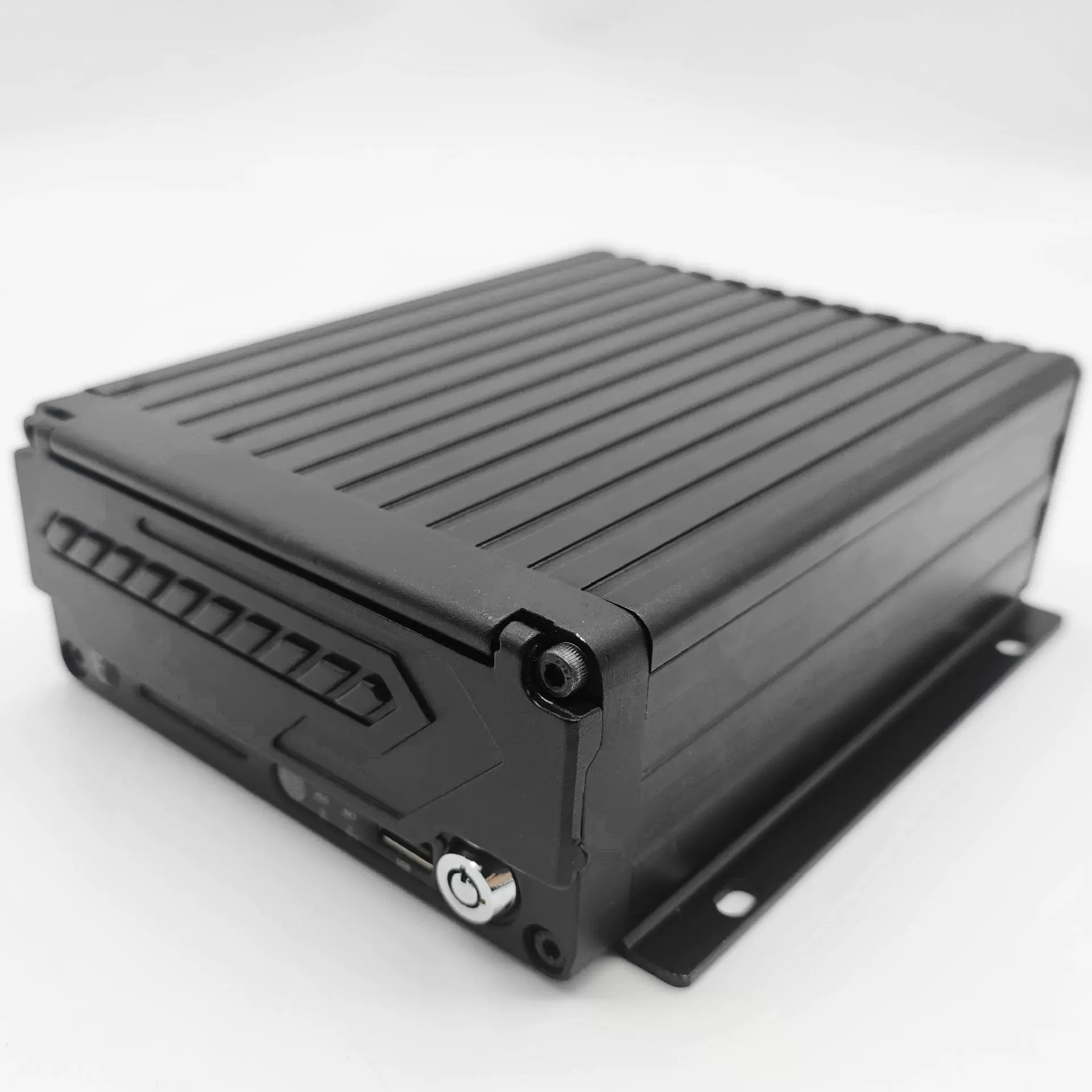 高清1080p 8路带4G GPS WIFI车载视频监控主机硬盘车载监控录像机