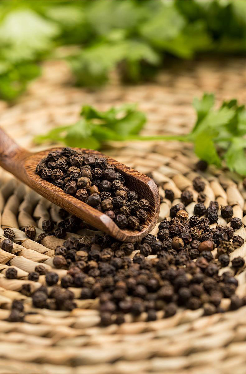 Black Peppercorns Hu Jiao 500g Whole Dried Spice for Cooking and Seasoning key features