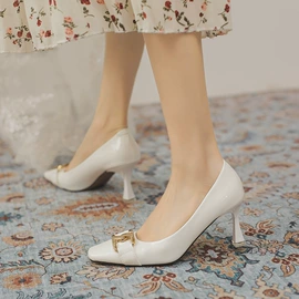 女式时装单鞋;高跟凉鞋;女式皮靴