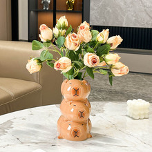 批发ins风卡皮巴拉花瓶陶瓷摆件高级感轻奢客厅餐桌软装饰品摆设