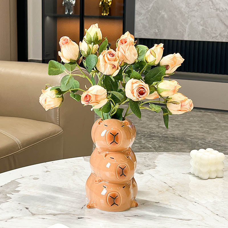 批发ins风卡皮巴拉花瓶陶瓷摆件高级感轻奢客厅餐桌软装饰品摆设