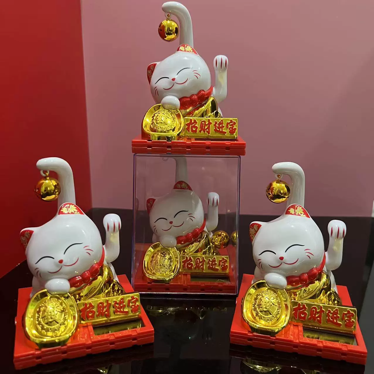 456-6 Солнечная энергия Lucky Cat Автомобиль Смеется Будда Майтрейя Будда Длинный хвост Кошка Автомобиль Украшения Храм Молитва Маленькие украшения