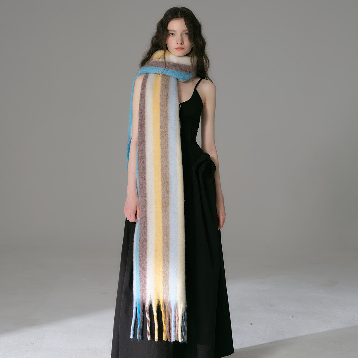 Regenbogenfarbener Kontrast-Vertikalstreifen, farblich passende Kaschmir-Imitation, Schal für Damen im Winter, für warme, weiche Atmosphäre, Quaste, Lätzchen, Schal_voghion.com