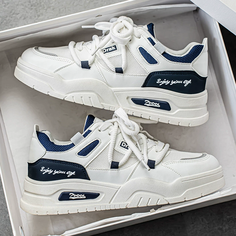 2025 Летняя мужская обувь новая дышащая маленькая белая обувь мужская мода дикая низкая спортивная обувь повседневная обувь модная обувь