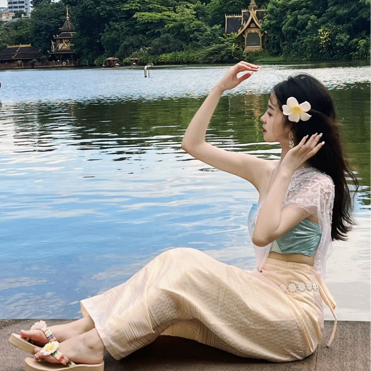 스커트 16종 + 튜브탑 + 숄 + 플루메리아 머리핀