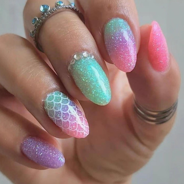 Dreamy Mermaid Wearable Nails Hot Girl Sweet Cool Ins Style European and American Fake Nails Finished Gradient Glitter Nail Art Nails