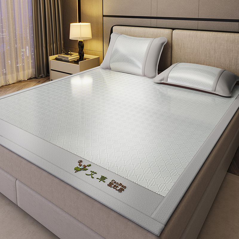 Nueva capa de cama de seda de hielo de verano de clase A 2025 nueva cubierta protectora de colchón todo incluido sábana cubierta de cama de tres piezas